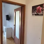 Apartmaji Tim Izola