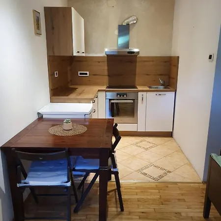 Apartmaji Tim Izola