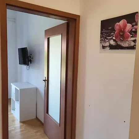 Apartmaji Tim Izola