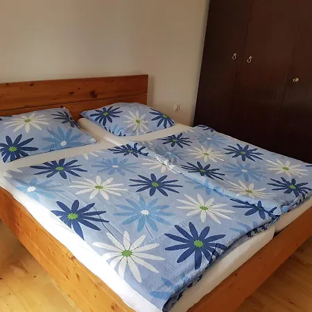 Apartmaji Tim Lägenhet *