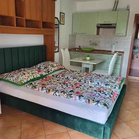 Lägenhet Apartmaji Tim