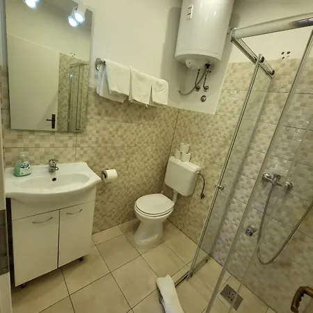 Apartmaji Tim Lägenhet *