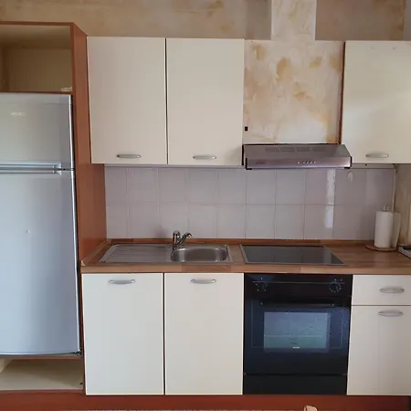 Apartmaji Tim Apartment *