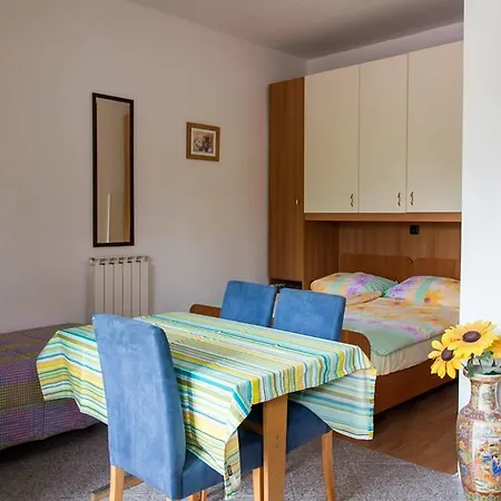Apartmaji Tim Lägenhet Izola