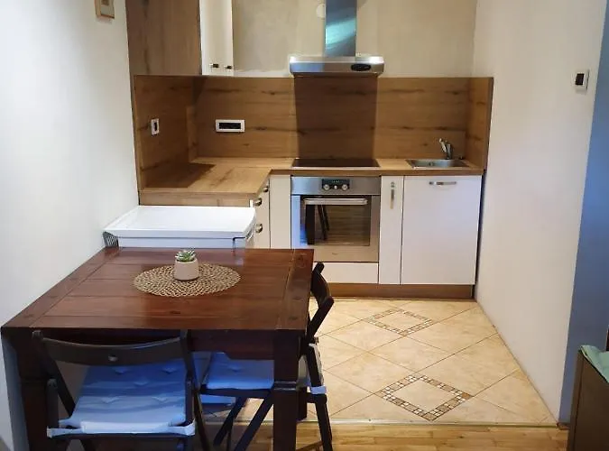 Apartmaji Tim イゾラ